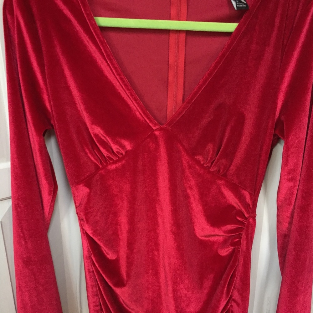 SBetro Red Velvet Dress w/ Ruched Sides - Picture 5 of 16